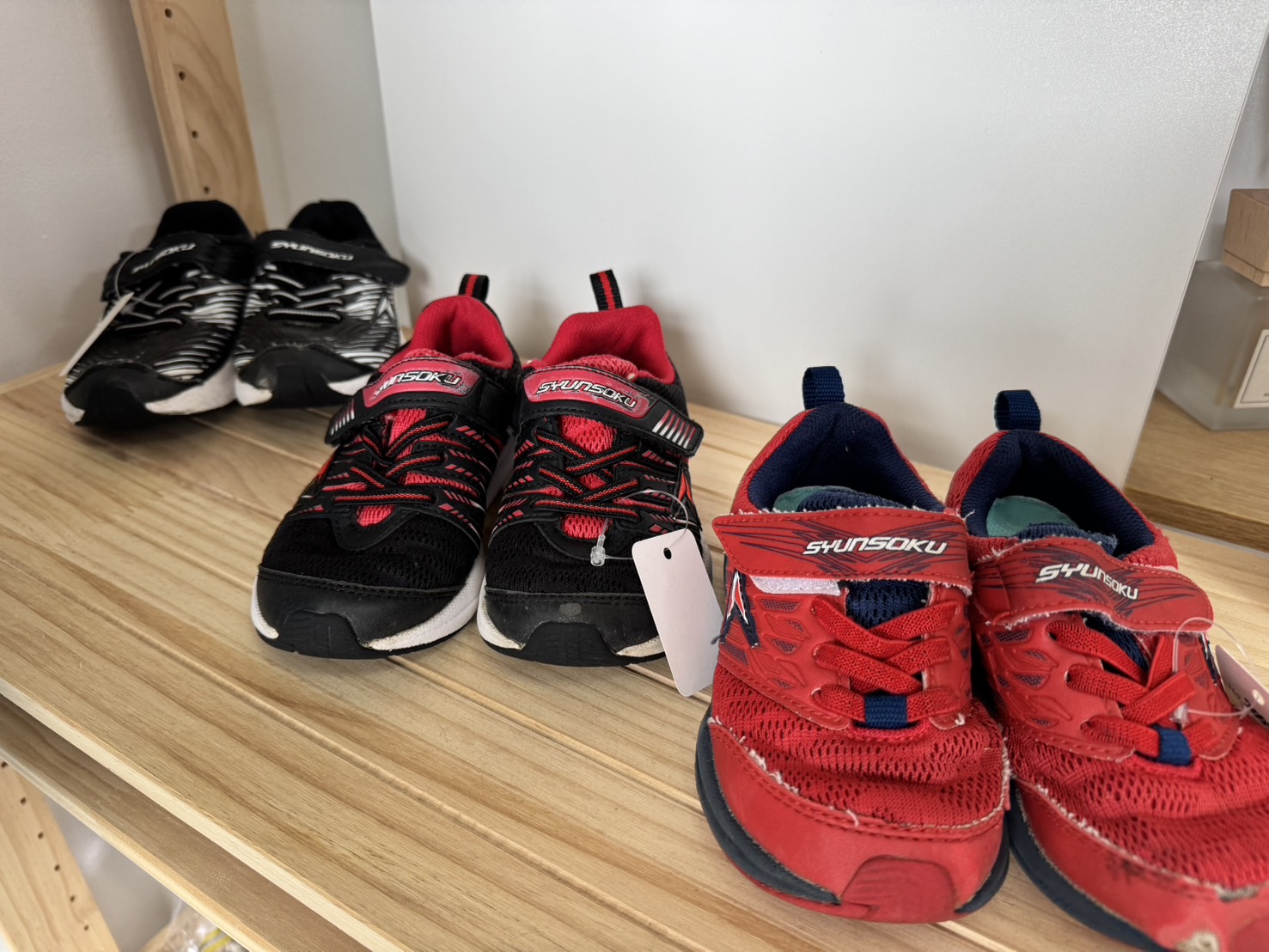 キッズシューズ【中古：16～17㎝】の画像